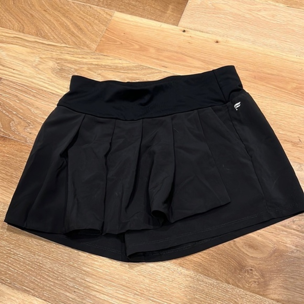 Fabletics small shorts‎ with ruffle front